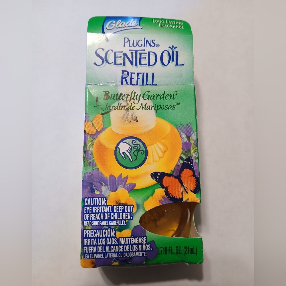 The Glade Plugins Butterfly Garden Scented Oil Refill Vtg 2003